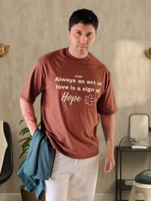 Camiseta oversized cafe